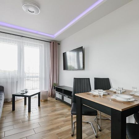 Apartament Beti อิวาวา ภายนอก รูปภาพ